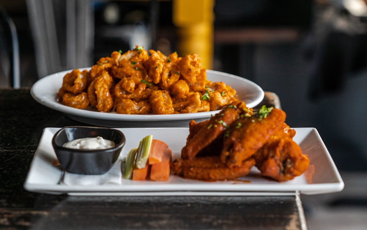 Agua É Coco Bar & Grill-3