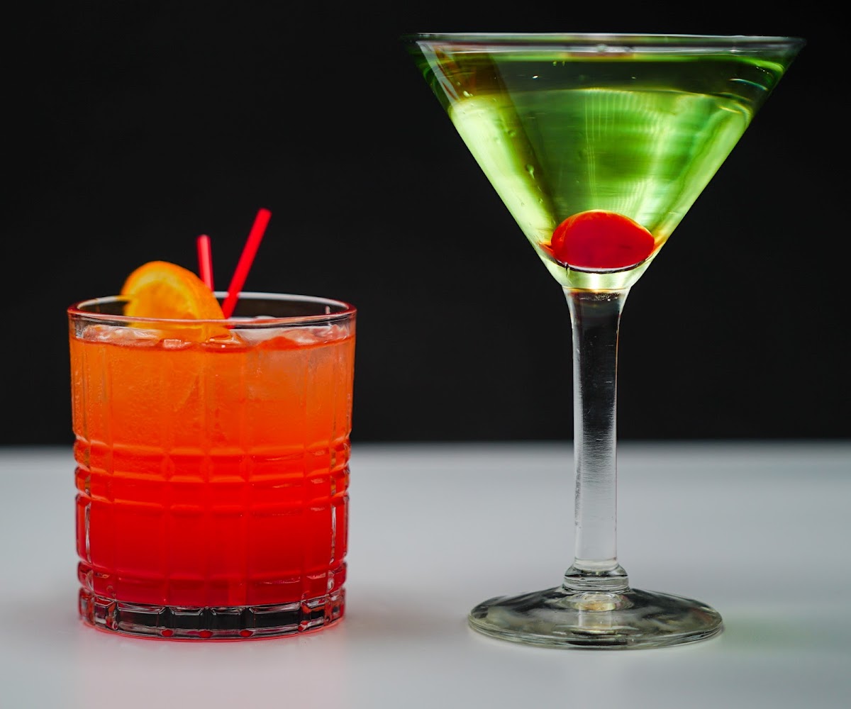 Agua É Coco Bar & Grill-4