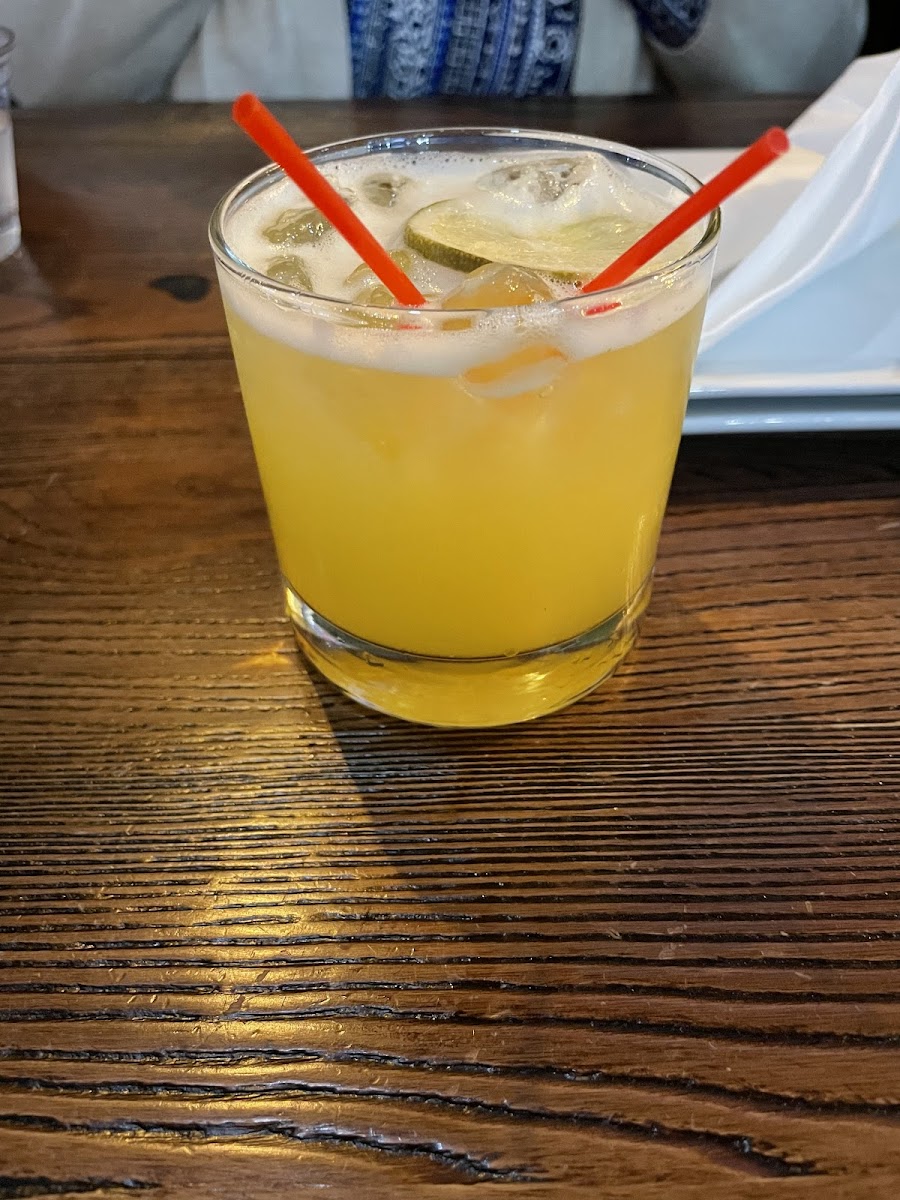 Agua É Coco Bar & Grill-7